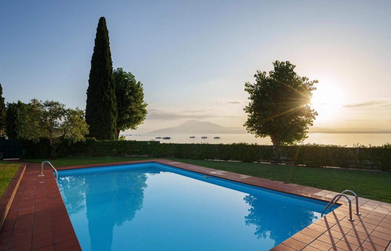Lake Apartment Primea Sirmione Eksteriør bilde